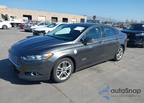 2015 Ford Fusion Energi Se Luxury z USA, uszkodzony, nr VIN 3FA6P0PU2FR305111
